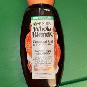 Garnier Whole Blends Coconut Oil & Cocoa Butter Shampoo - Brown & Orange